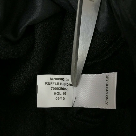 Banana Republic Black Wool Ruffle Front Dress Sz 2 - Picture 6 of 8